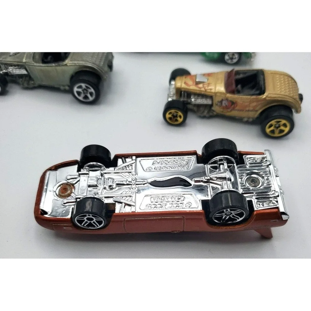 HOT WHEELS PLYMOUTH SUPERBIRD 2 DR‎  Chevy Step 55 Kinsmart Keychain Lot  14 pcs